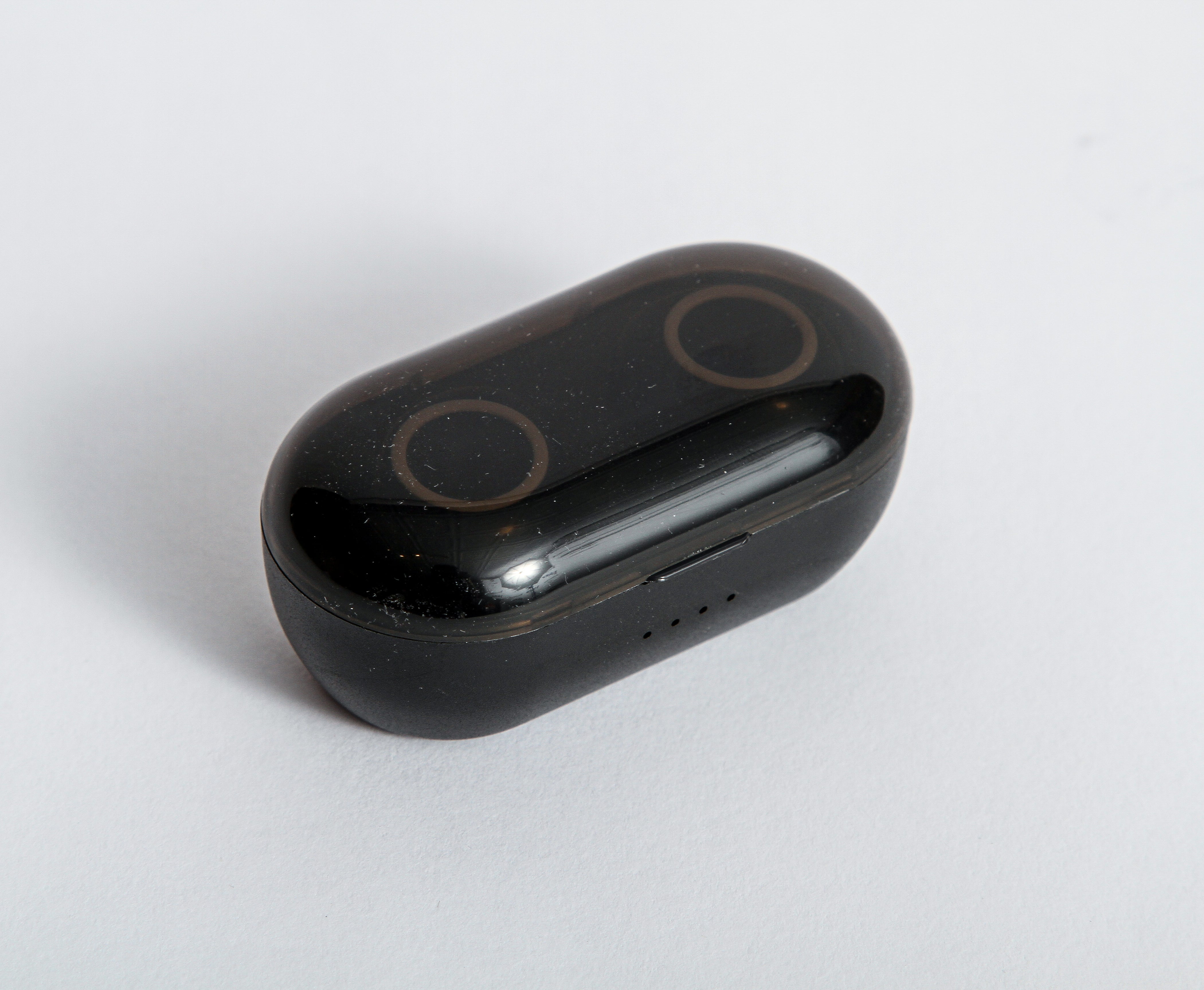 HMV Electrola® Model "V" Bluetooth Earphones by VMI®